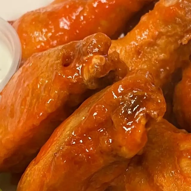 Any Slice, 5 Wings and Fountain Drink.