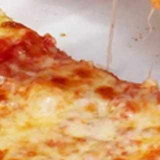 Any 2 Slices & Fountain Drink