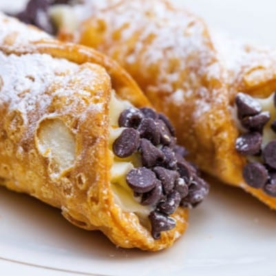 Canoli.